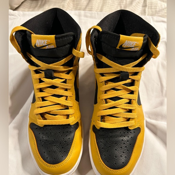 Nike Air Jordan 1 Mid ‘Pollen’. Size 9.5 - Picture 4 of 6